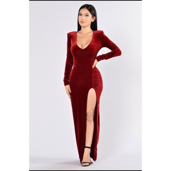 Fashion Nova Dresses & Skirts - Fashion nova red velvet dress